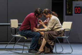 «Το σώμα της Πολιτείας νοσεί, εμείς νοσούμε...»